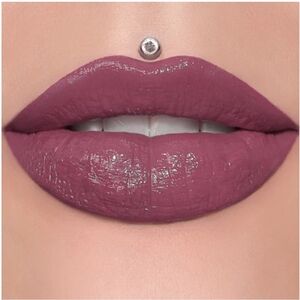 Jeffrey star Supreme Gloss shade Improper 💋👄💄